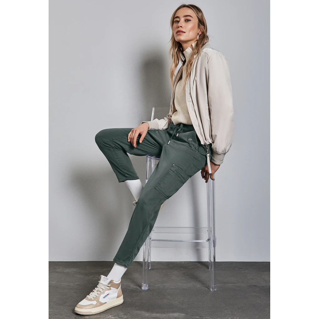 STREET ONE Cargohose »BONNY« Mit Taschen