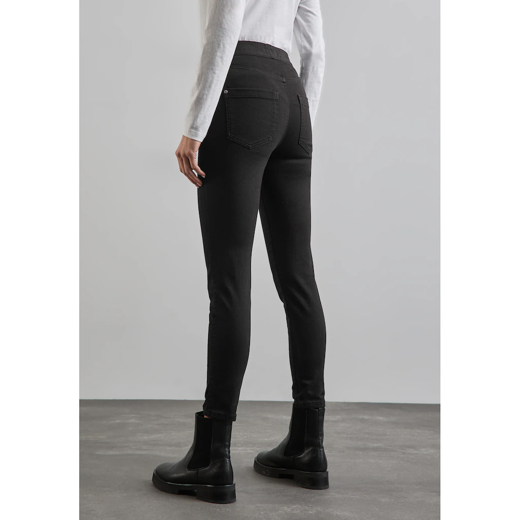 STREET ONE Gerade Jeans im elastischen Materialmix