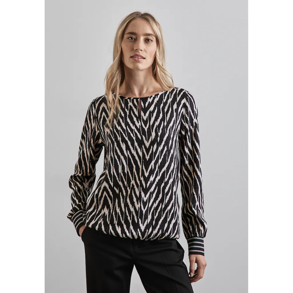STREET ONE Langarmshirt mit Cut-Out Detail