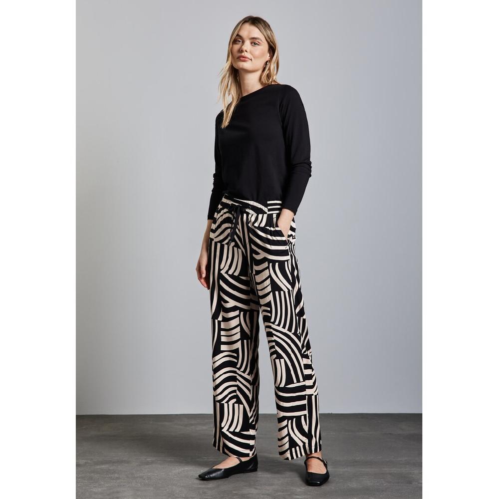 STREET ONE Stoffhose Im Loose Fit