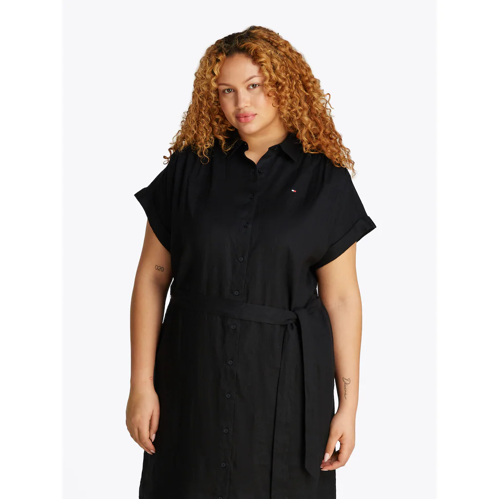 Tommy Hilfiger Curve Midikleid »CRV ESS LI BELTED S/S MIDI DRESS« In Großen Größen Mit Gürtel Logostickerei