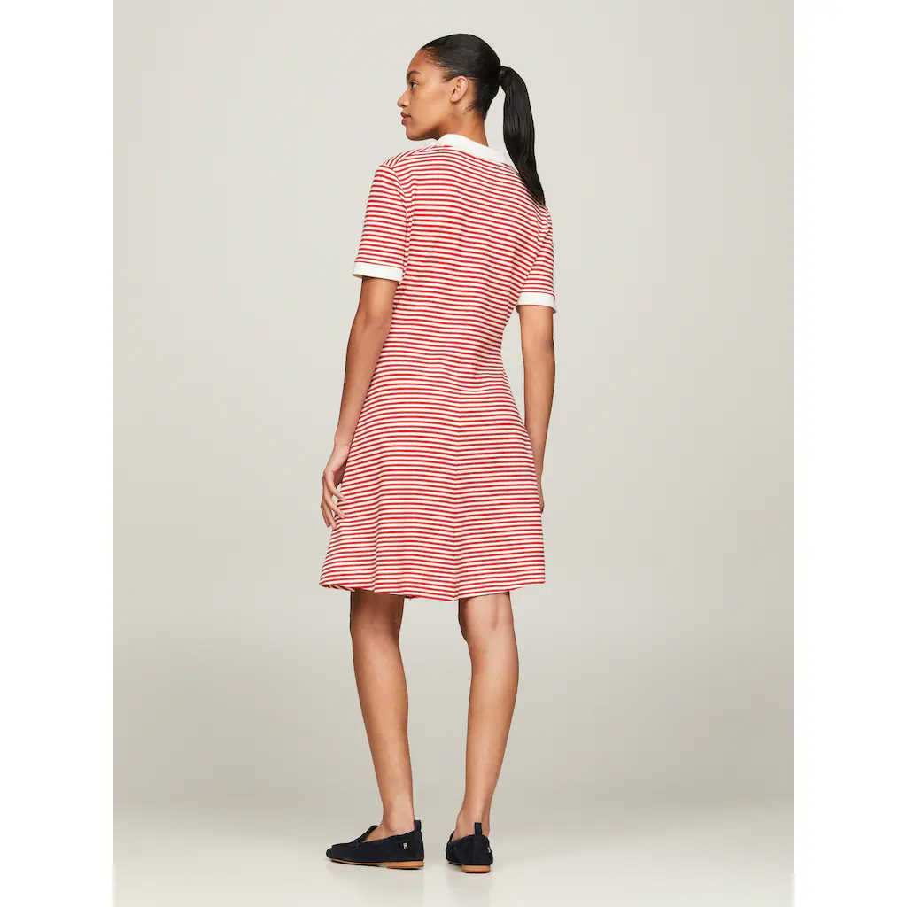 Tommy Hilfiger Polokleid »F&F OPEN PLCKT LYCLL POLO DRS SS« Mit Logostickerei