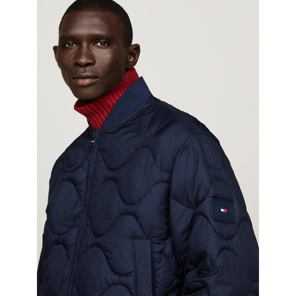 Tommy Hilfiger Steppjacke »ONION QUILTED BOMBER« Ohne Kapuze Mit Stehkragen Modische Steppung ▷ Bestellen