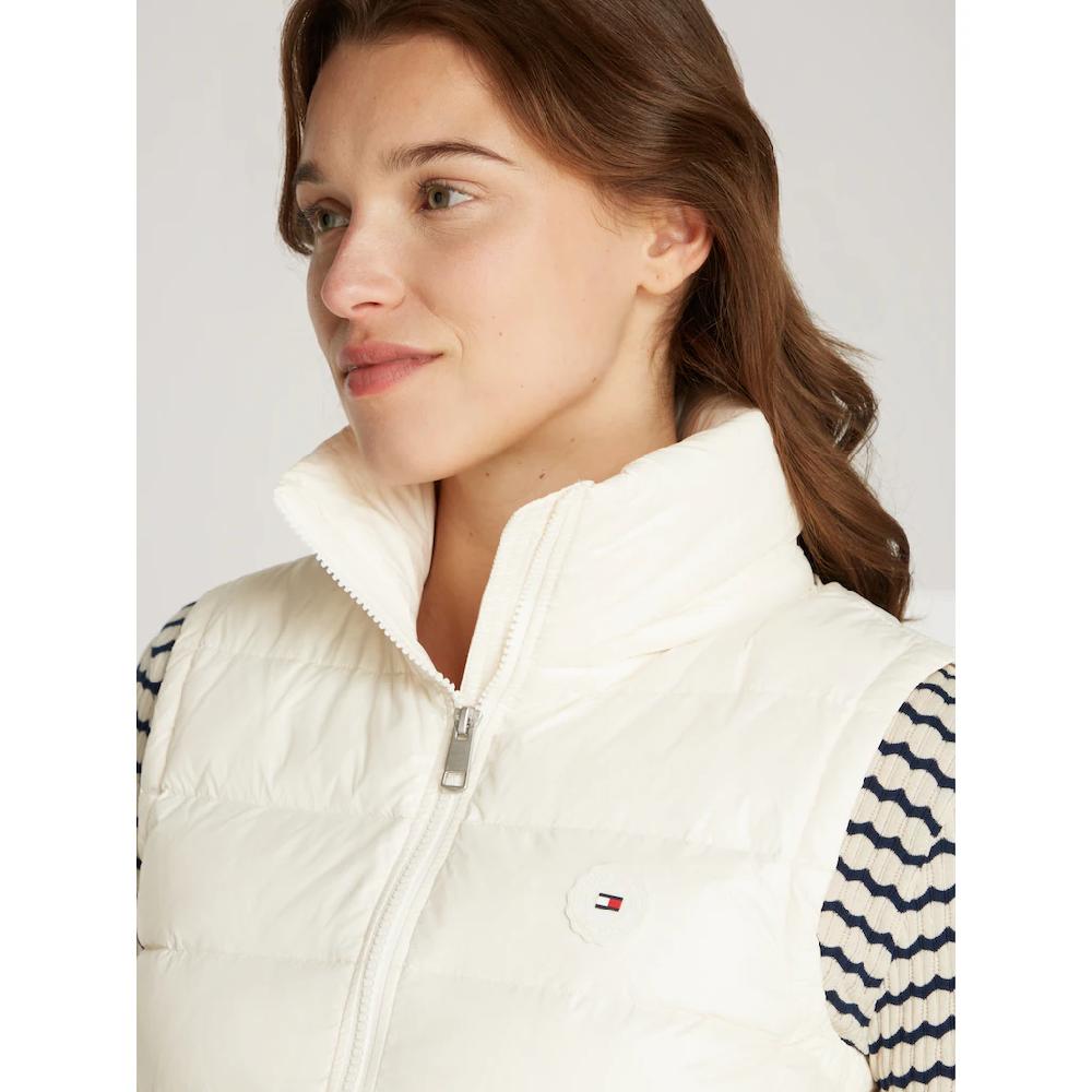 Tommy Hilfiger Steppweste »LW DOWN FEMININE GLOSS VEST« Mit Leichter Wattierung
