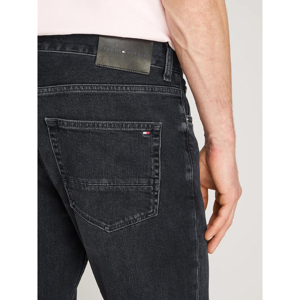 Tommy Hilfiger Straight-Jeans »STRAIGHT DENTON STR CLARK BLACK« In Schwarzer Waschung ▷ Für