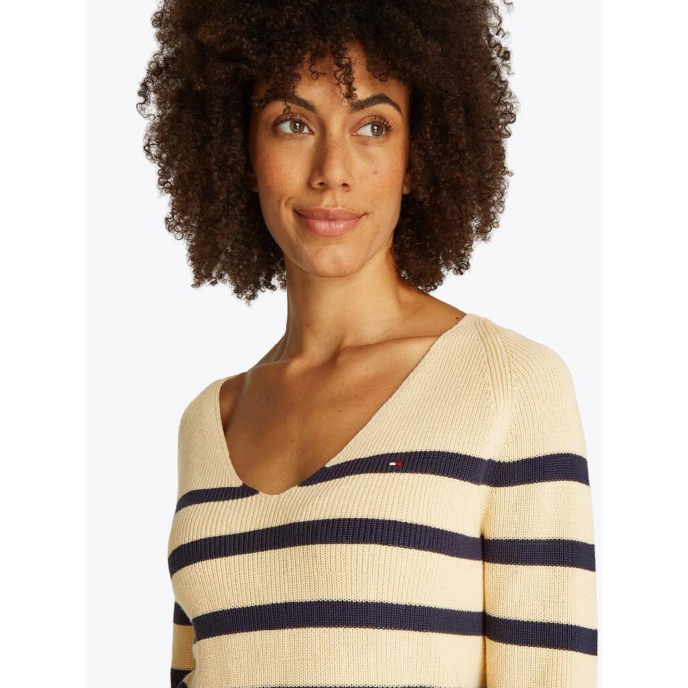 Tommy Hilfiger Strickpullover »CO CARDI STITCH V-NK LS« Mit Logostickerei