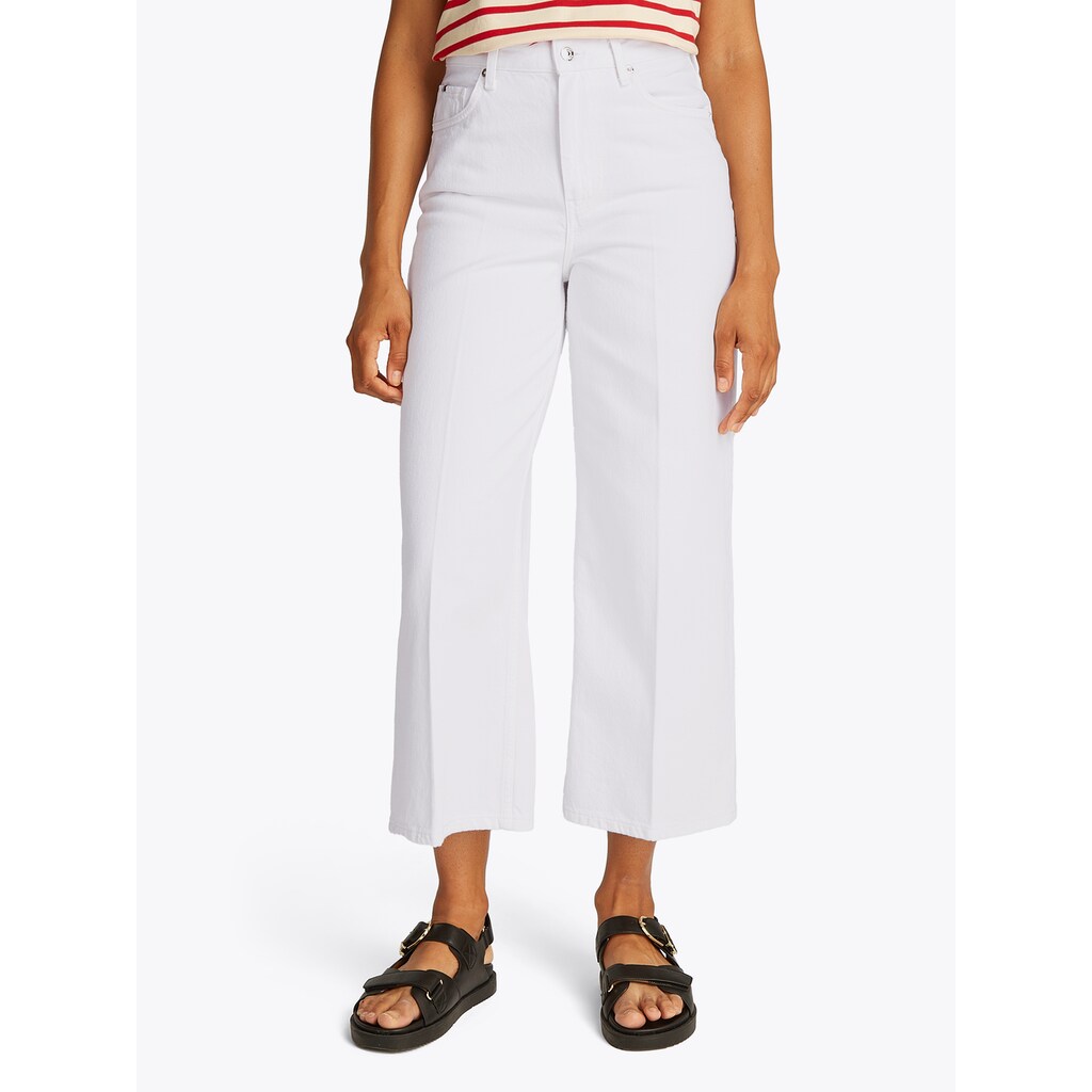 Tommy Hilfiger Weite Jeans »WIDE LEG HW LOU« mit Logo-Badge mit Nieten mit Bügelfalten