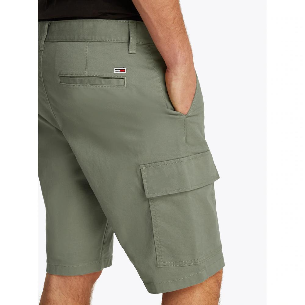 Tommy Jeans Cargoshorts »TJM SCANTON CARGO SHORT« Mit Gürtelschlaufen