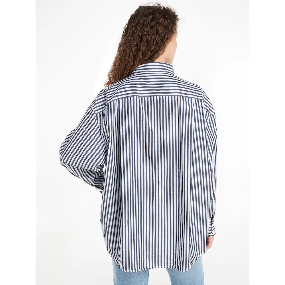 Tommy Jeans Hemdbluse »TJW OVS PINSTRIPE SHIRT« In Modischem Nadelstreifen