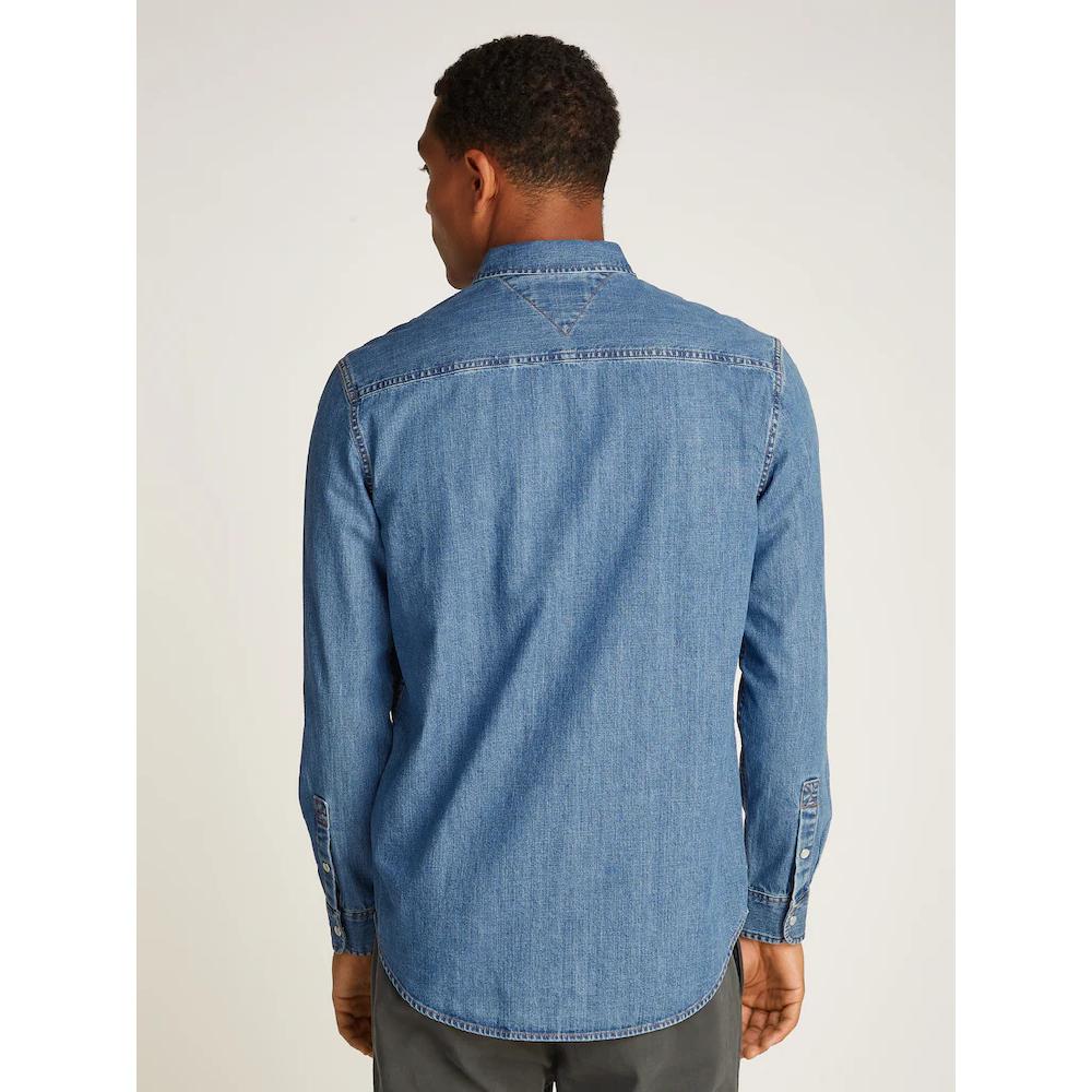 Tommy Jeans Jeanshemd »RGLR FIT SHIRT MID BLUE« In Blauer Waschung ▷ Für