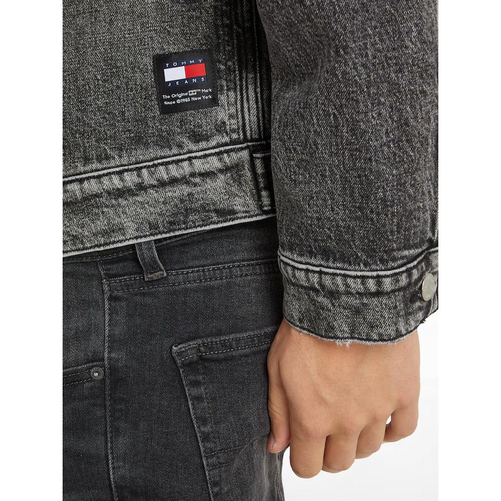 Tommy Jeans Jeansjacke »ISAAC DENIM TRUCKER CH6187« Mit Logoprägung ▷ Bestellen