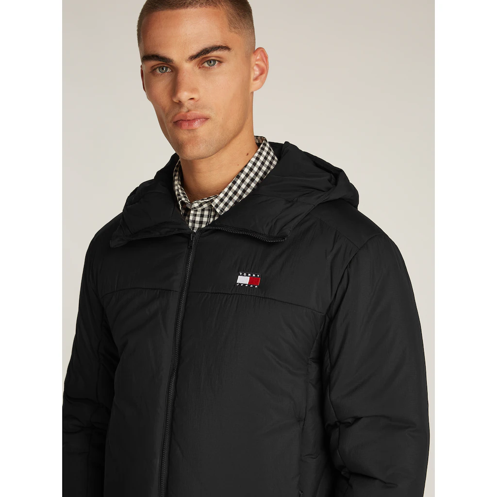 Tommy Jeans Kurzjacke »TJM LT POLY JACKET EXT« Mit Kapuze Mit Logostickerei ▷ Bestellen