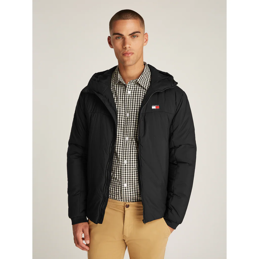 Tommy Jeans Kurzjacke »TJM LT POLY JACKET EXT« mit Kapuze mit Logostickerei ▷ bestellen