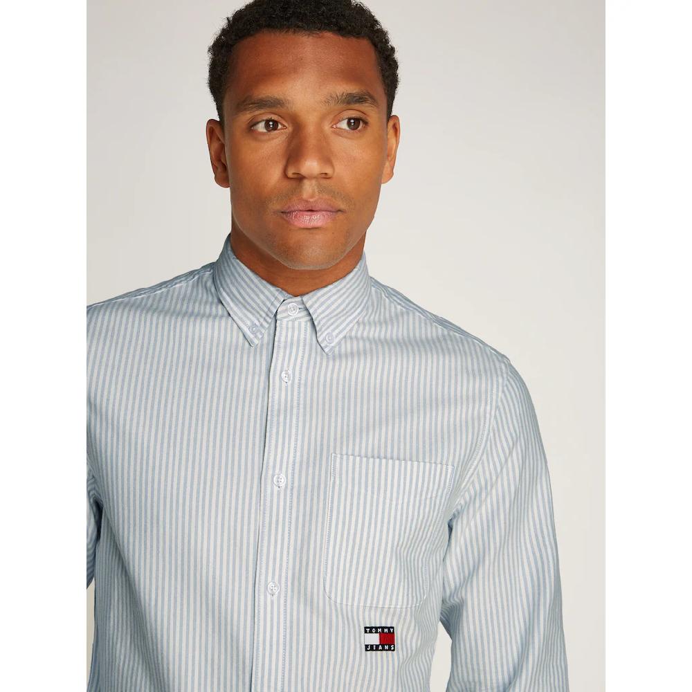 Tommy Jeans Langarmhemd »TJM STRIPE OXFORD SHIRT EXT« Mit Logostickerei ▷ Für