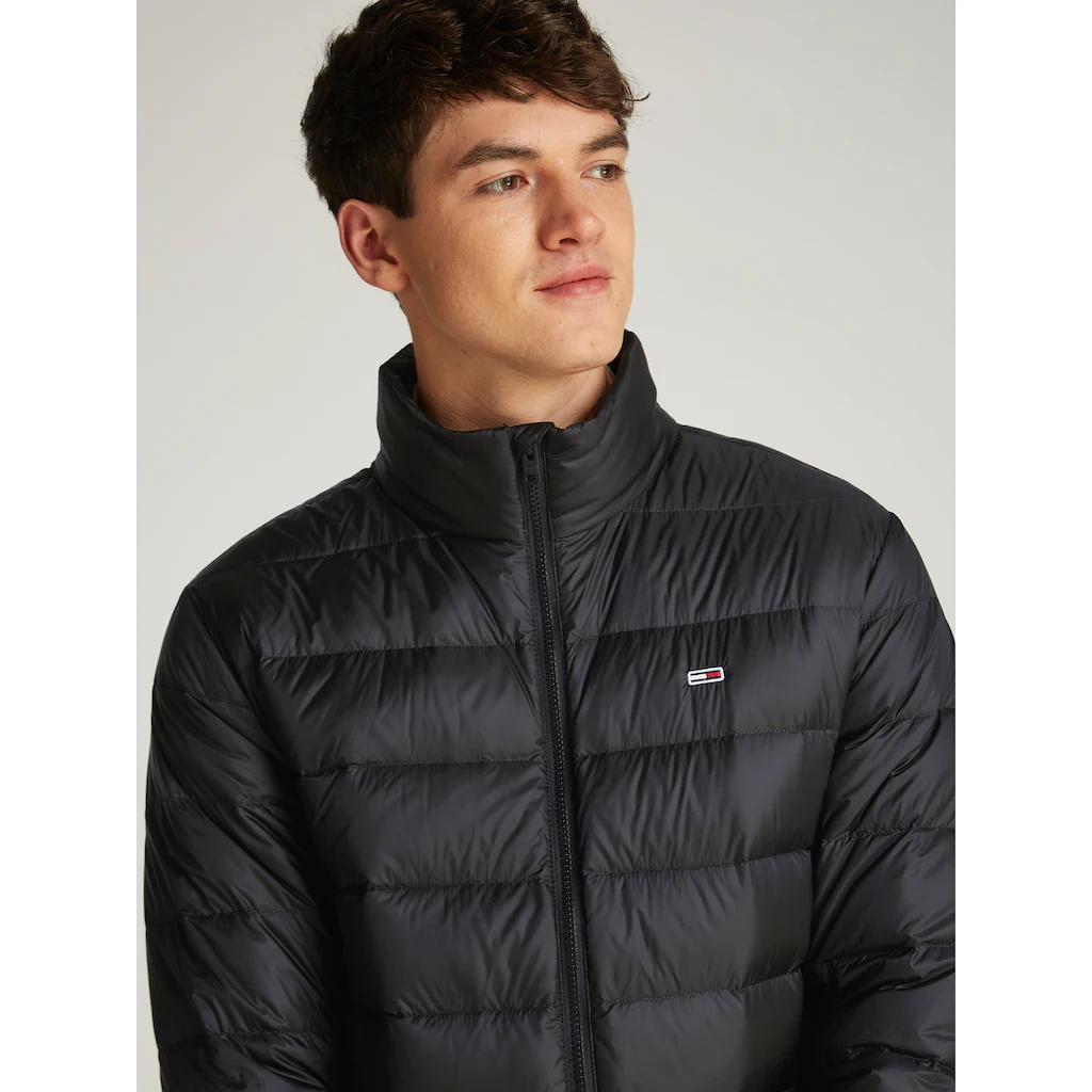 Tommy Jeans Plus Steppjacke »TJM LT DOWN JACKET EXT« In Großen Größen Logostickerei Reißverschlusstaschen ▷ Für