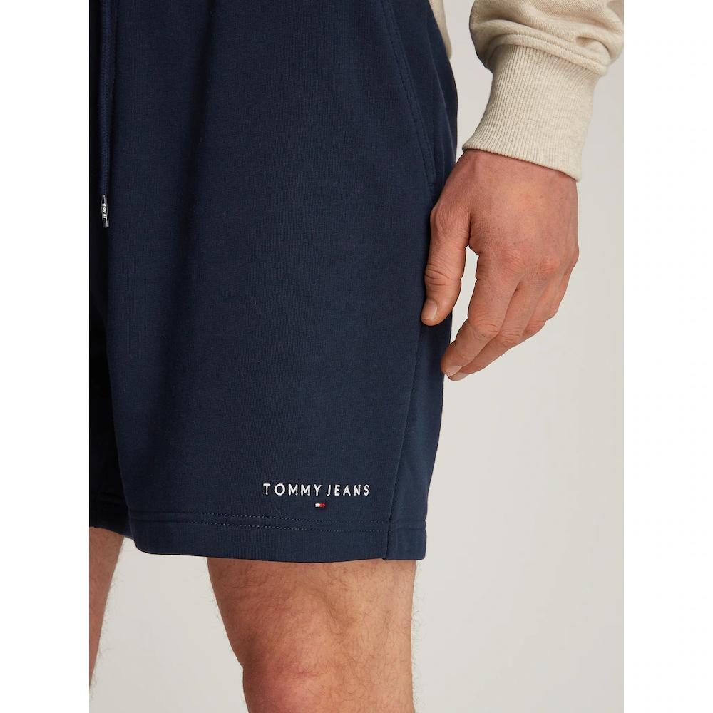 Tommy Jeans Sweatshorts »TJM REG LINEAR SHORT« Mit Logostickerei