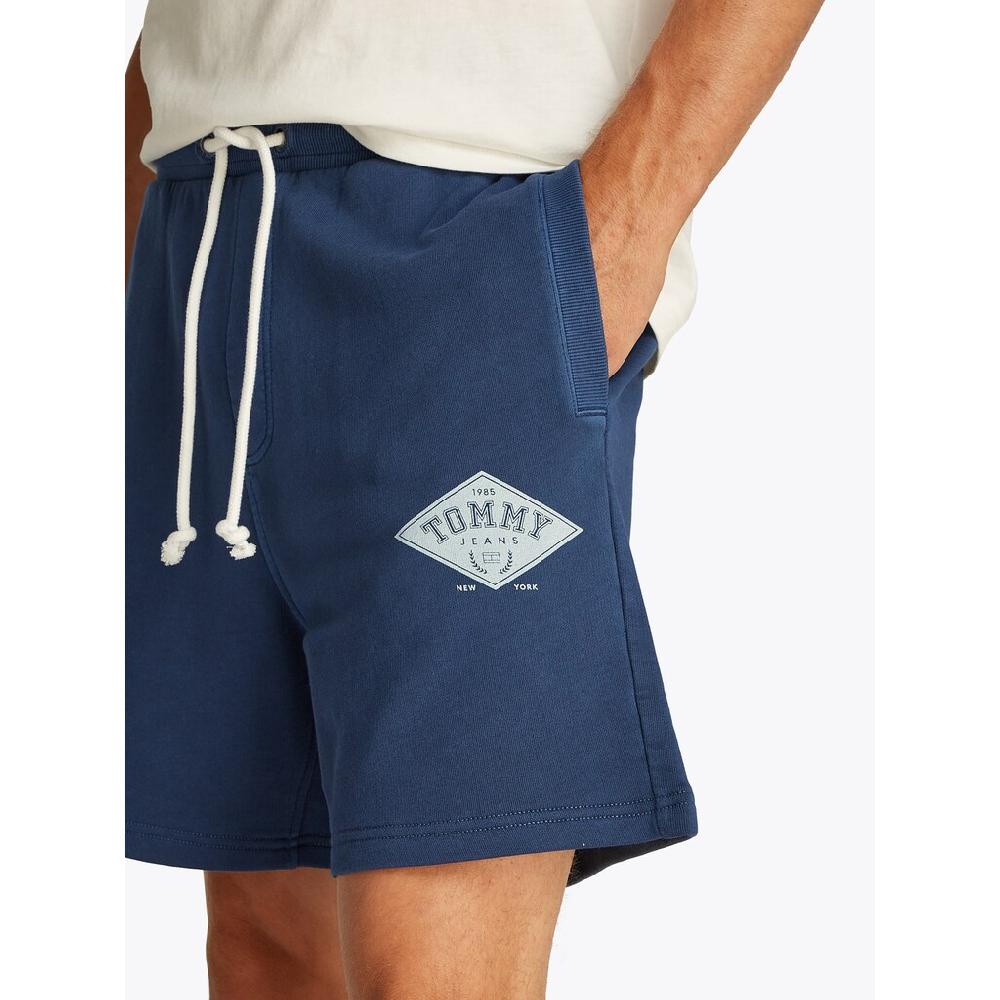Tommy Jeans Sweatshorts »TJM REG VARSITY GRAPHICS SHORT«