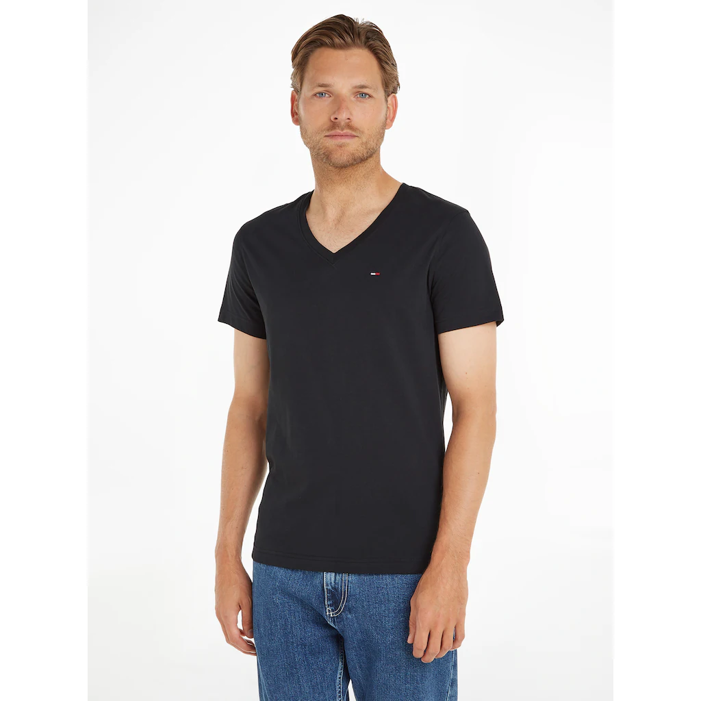 Tommy Jeans T-Shirt »TJM ORIGINAL JERSEY V NECK TEE« mit V-Ausschnitt und dezenter Logo-Flag ▷ kaufen