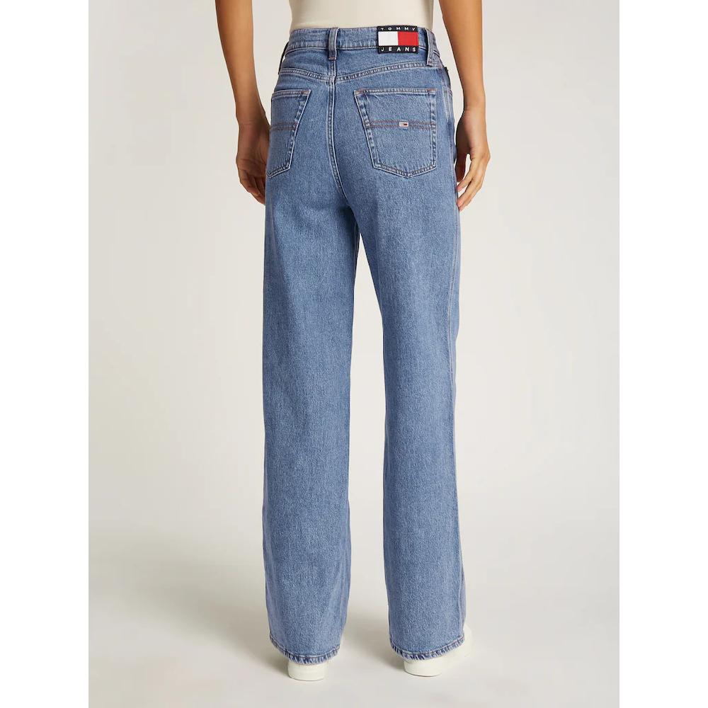 Tommy Jeans Weite Jeans »Claire High Rise« Mit Logo-Badge