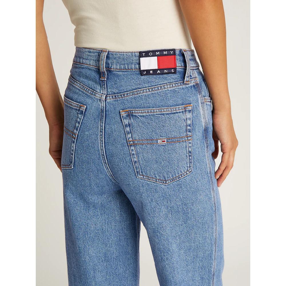 Tommy Jeans Weite Jeans »Claire High Rise« Mit Logo-Badge