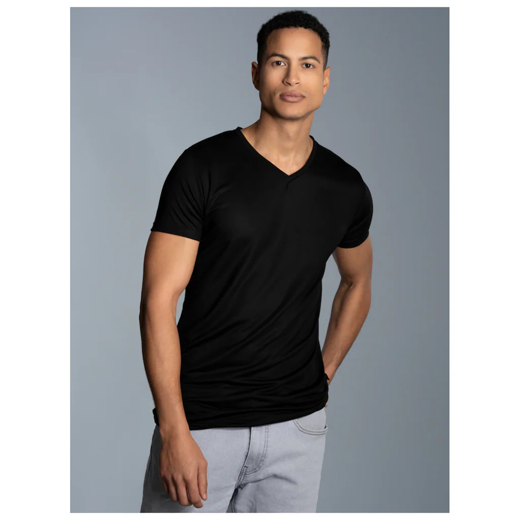 Trigema T-Shirt »TRIGEMA V-Shirt aus 100% Lyocell« (1 tlg.)
