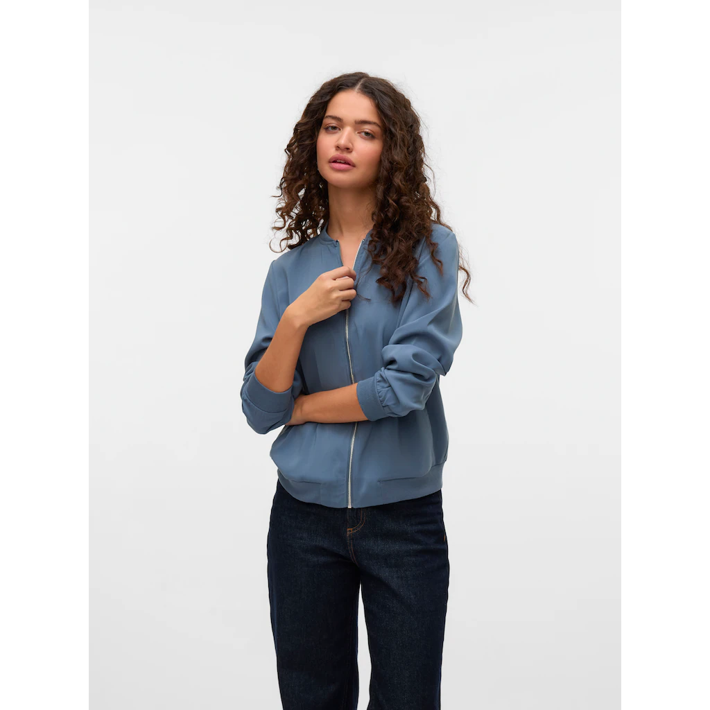 Vero Moda Bomberjacke »VMCOCO L/S BOMBER« in modisch kurzer Form