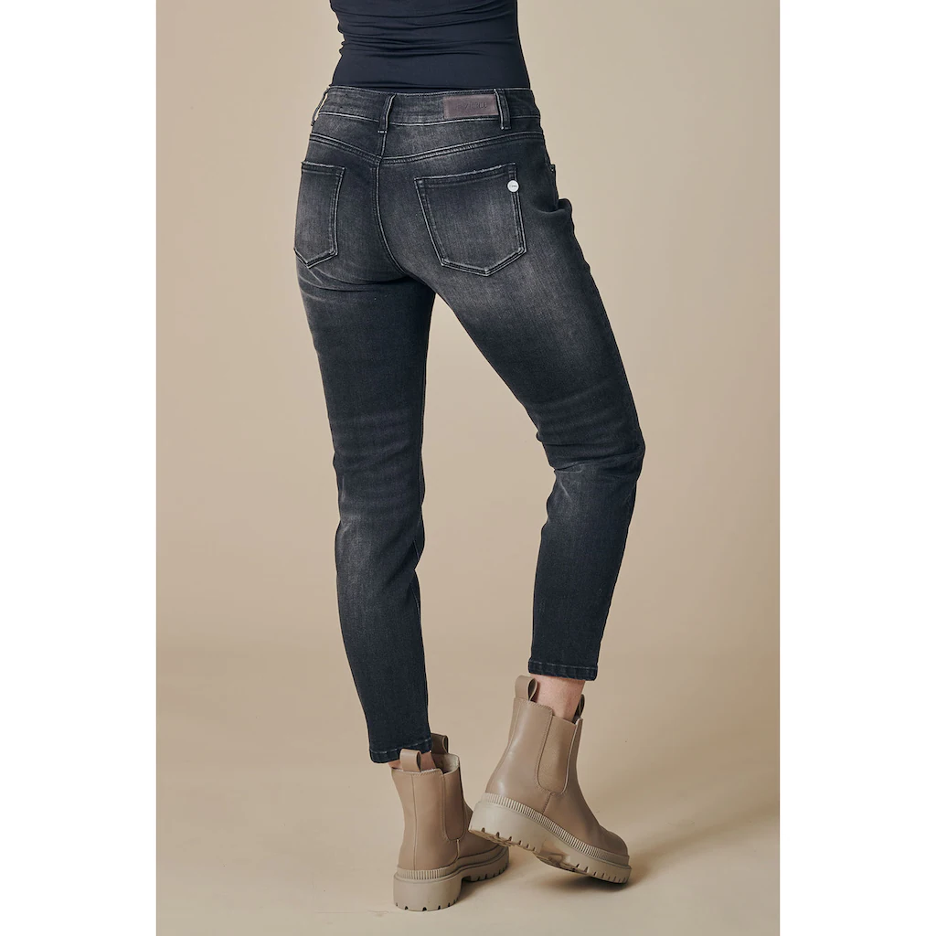 Zhrill Slim-fit-Jeans »NALI« Im Five-Pocket Style