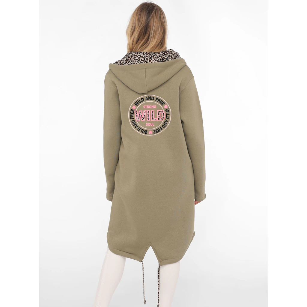 Zwillingsherz Jerseymantel »"Wild And Free"« Mit Auffäligem Front Und Back Motiv Und Leo Details