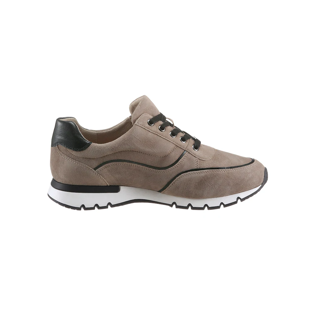 Caprice Sneaker