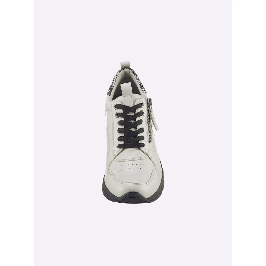 Casual Looks Sneaker