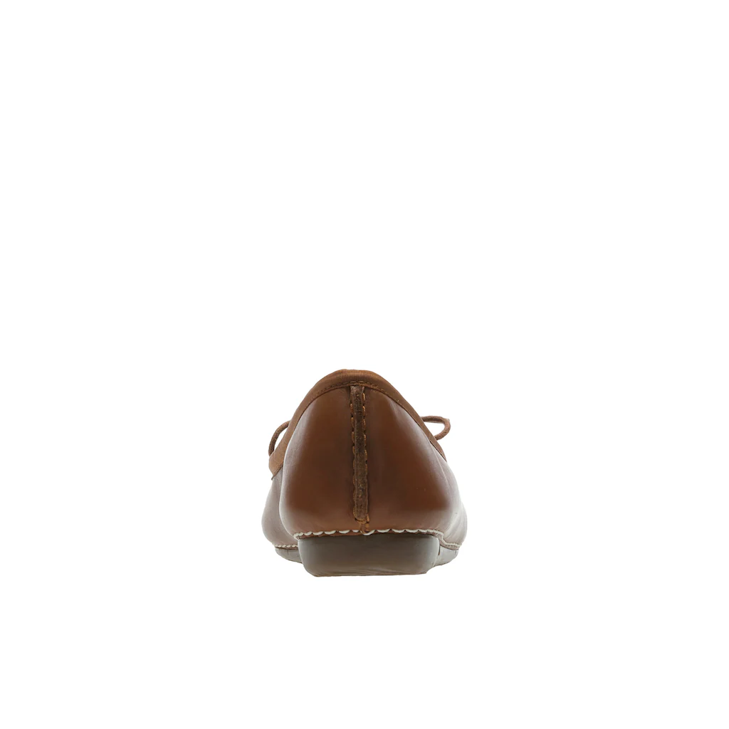 Clarks Ballerina »Freckle Ice« Slipper Flats Flats Slipper Mit Schleifchen