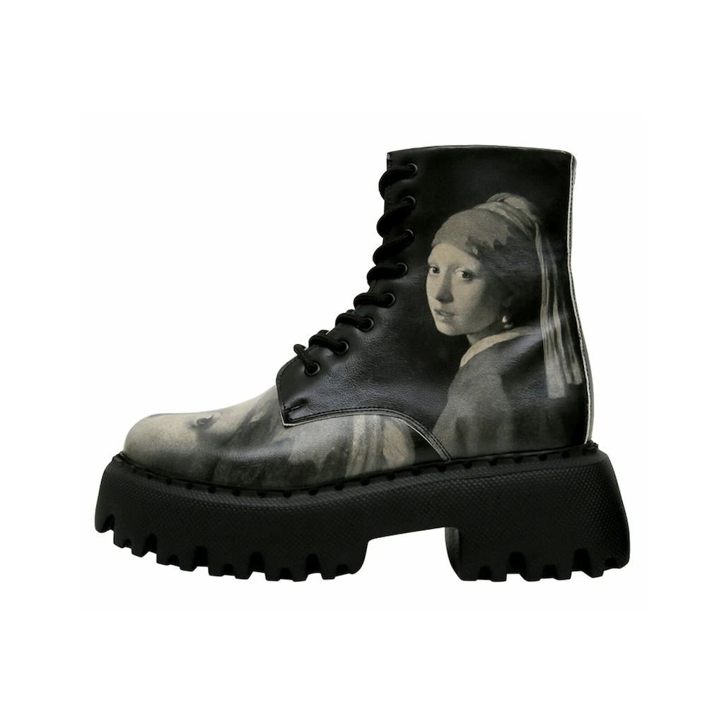 DOGO Chelseaboots »Girl with A Pearl Earring BW« Vegan bestellen