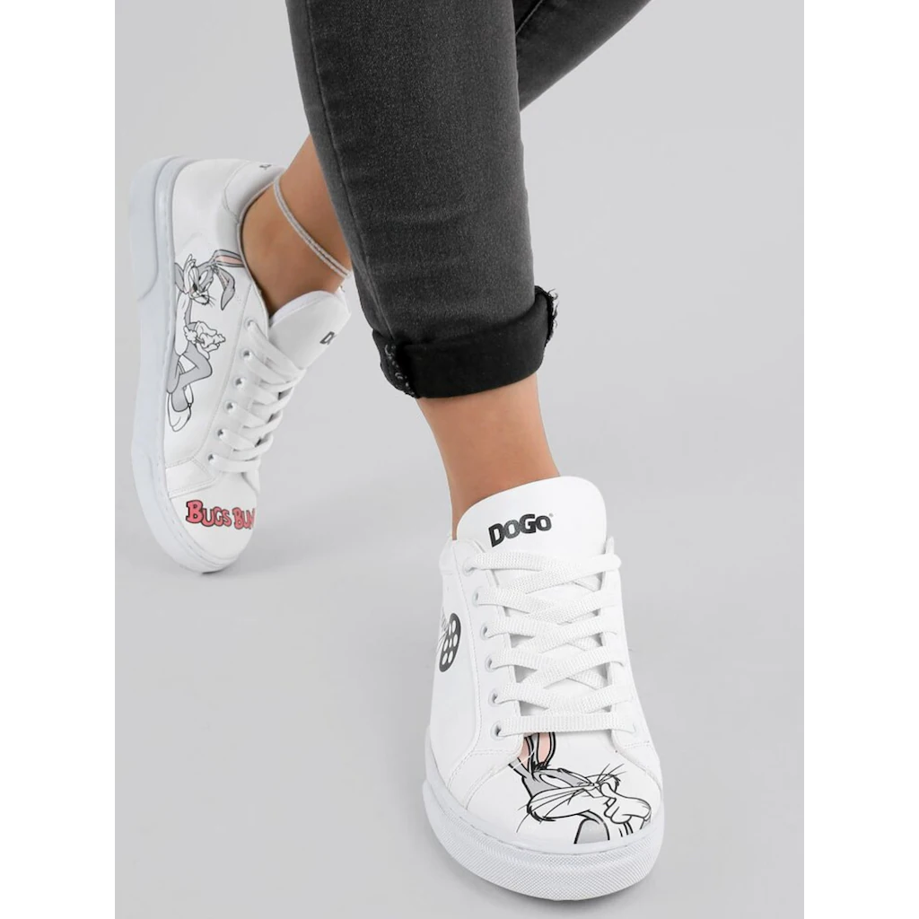 DOGO Sneaker »Damen Ace Sneakers What's Up Doc? Bugs Bunny Vegan Damen Sneaker« Vegan