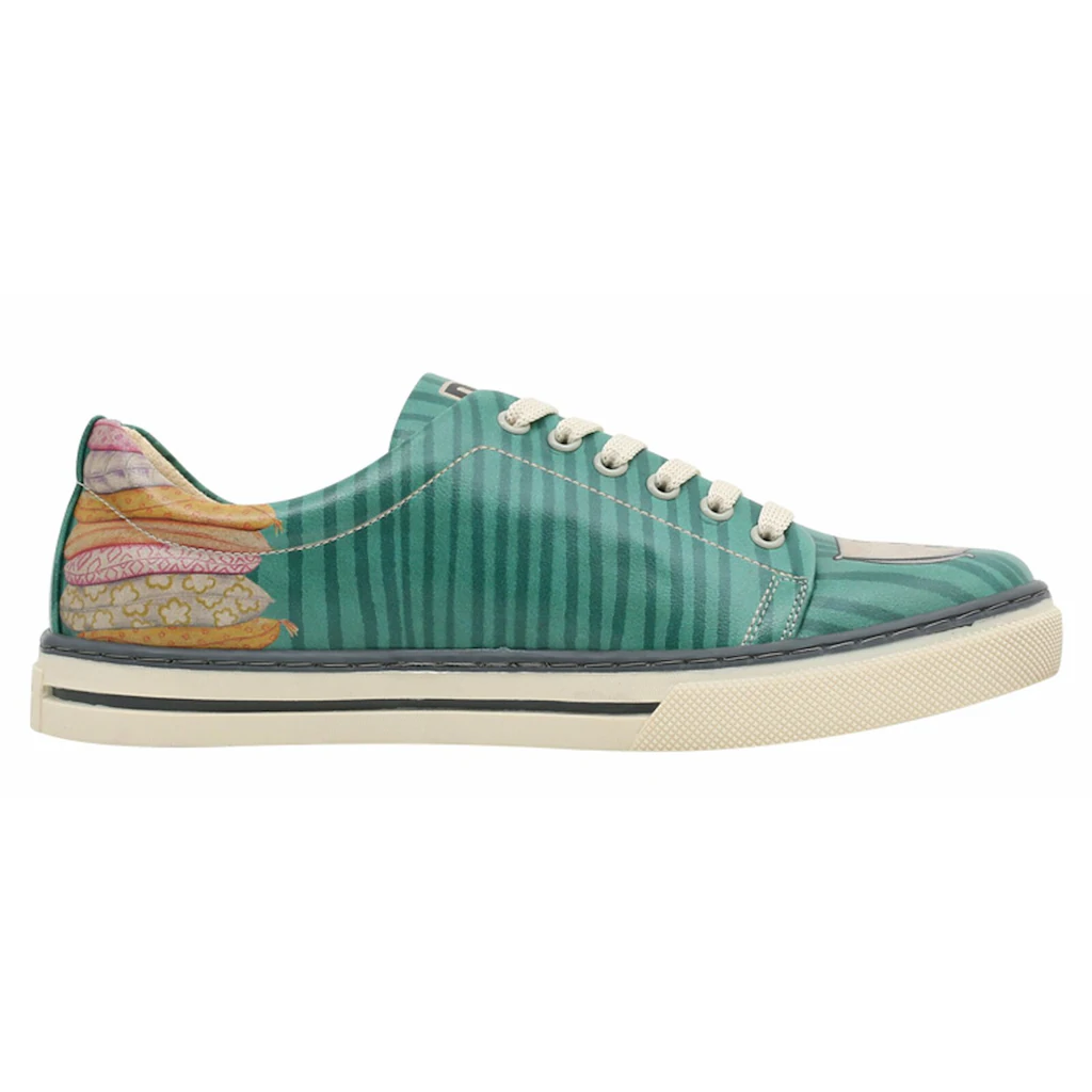 DOGO Sneaker »Damen Sneaker You Are A Sleepy Red Panda Vegan Damen Sneaker /« Vegan Auf Raten