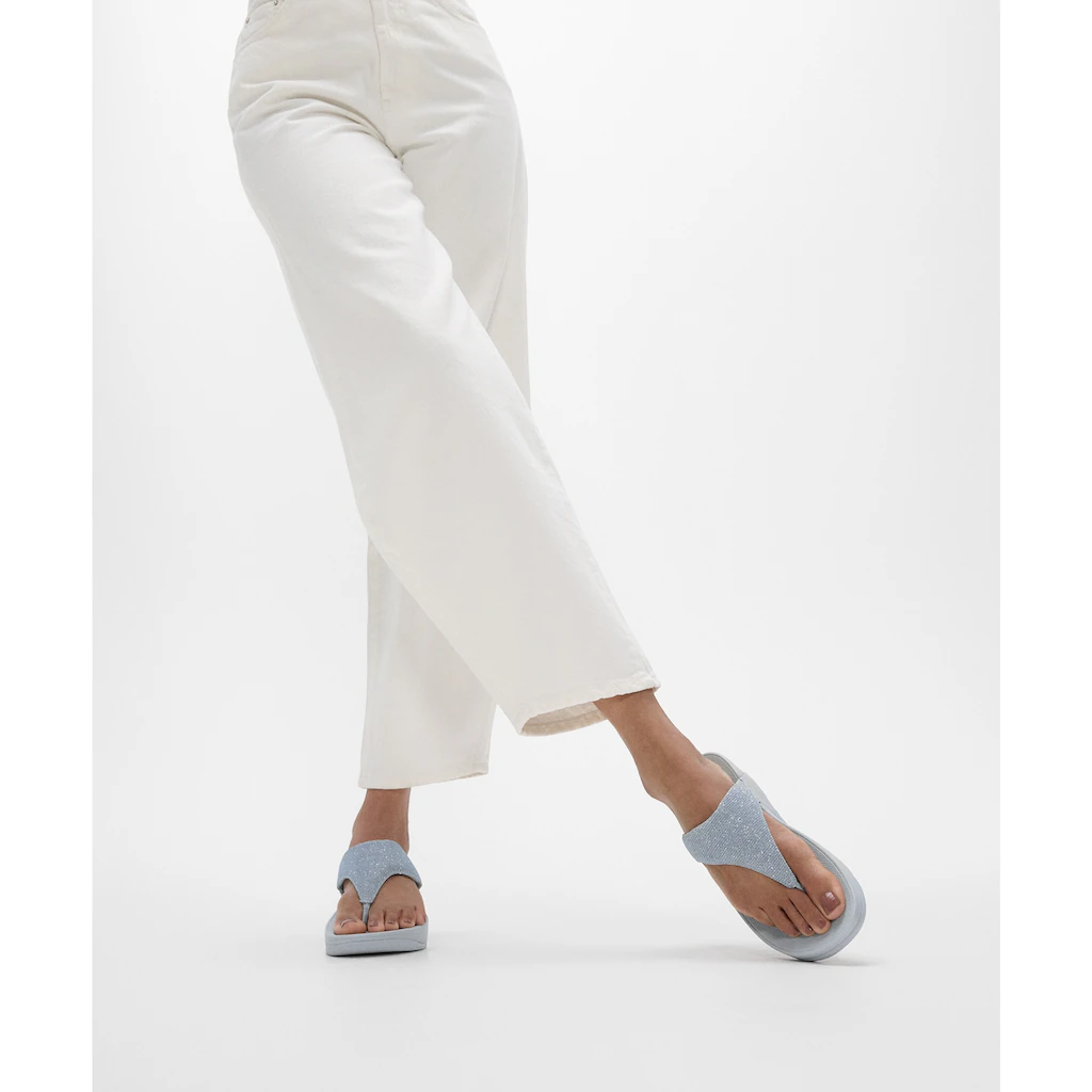 Fitflop Zehentrenner »LULU SHIMMERLUX TOE-POST SANDALS« Keilabsatz Sommerschuh Schlappen In Schimmernder Optik