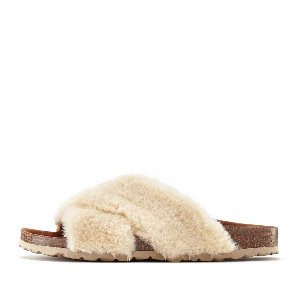 (LASCANA Pantolette »Hausschuh Mule Sandale offener Schuh « mit Korkfußbett und Fellimitat