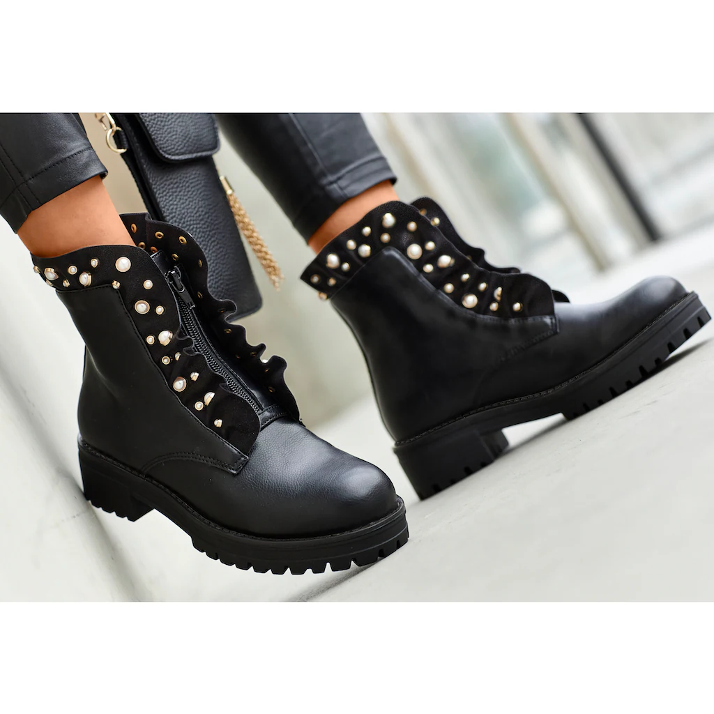 LASCANA Reißverschlussstiefel Mit Schmucksteinchen Und Kleinen Rüschen Stiefelette Ankle Boots Kaufen