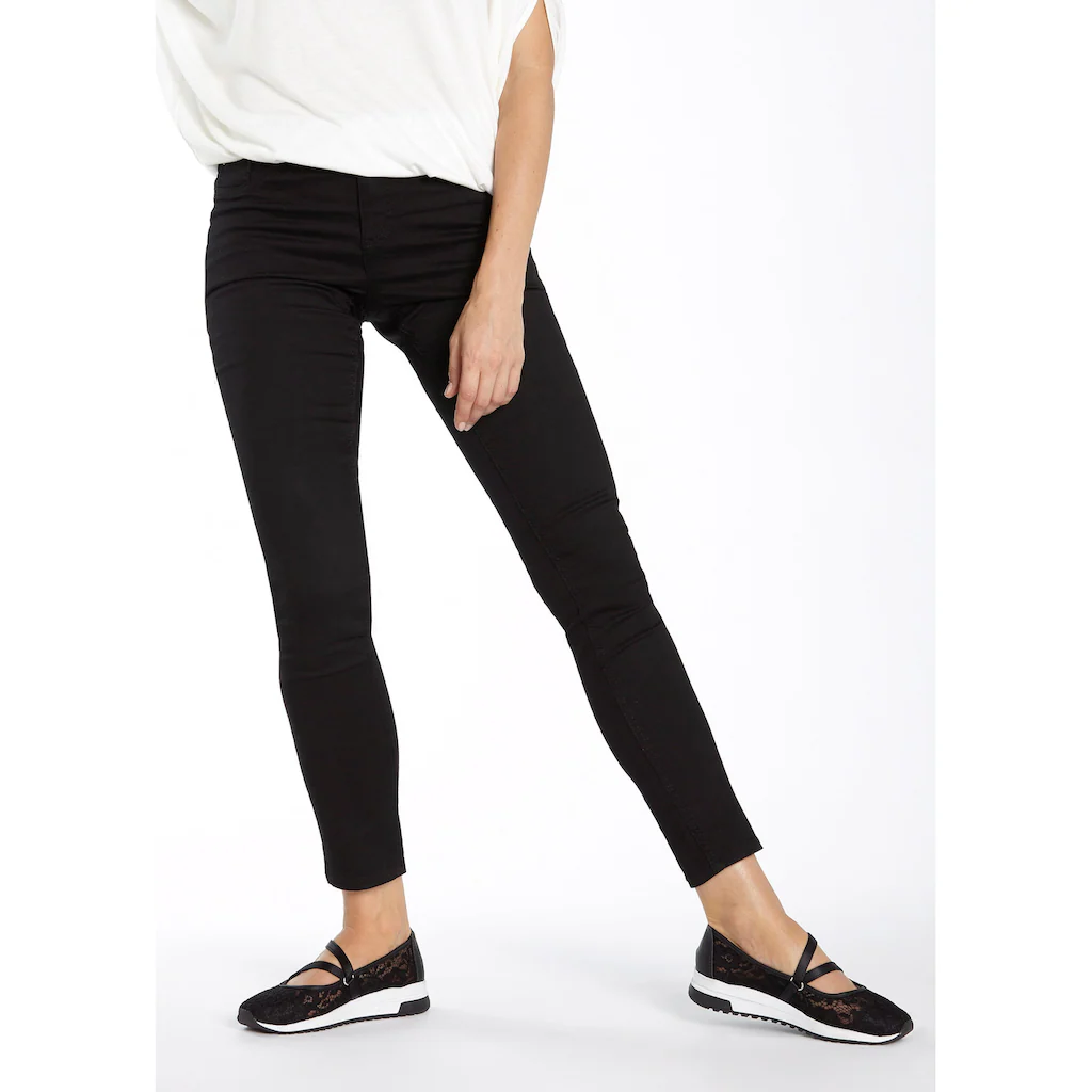 LASCANA Sneaker Ballerinas Slipper Halbschuh Sneaker Spitzeneinsatz Wohlfühlinnensohle VEGAN Bestellen