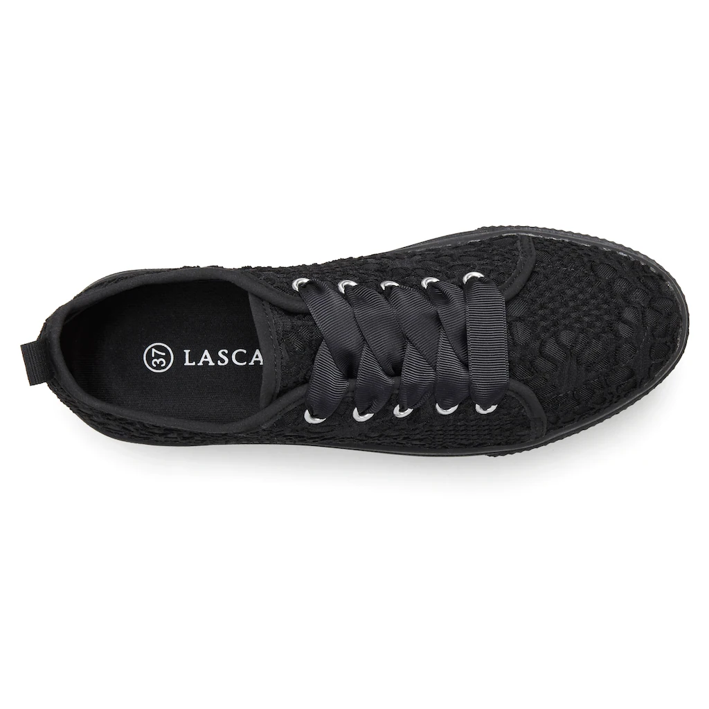 LASCANA Sneaker Mit Leichter Plateausohle Und Spitze Schnürhalbschuhe Freizeitschuhe