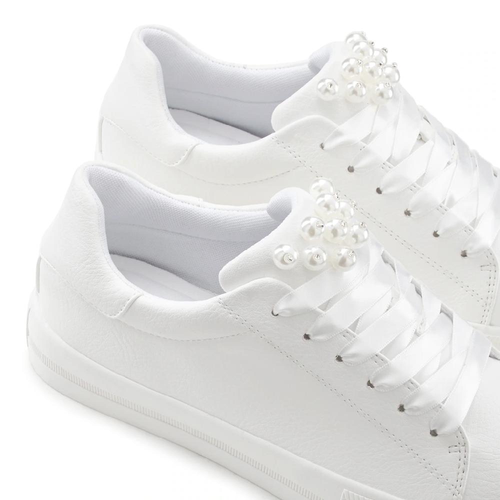 LASCANA Sneaker Mit Perlen Schnürhalbschuhe Freizeitschuhe VEGAN ▷ Für