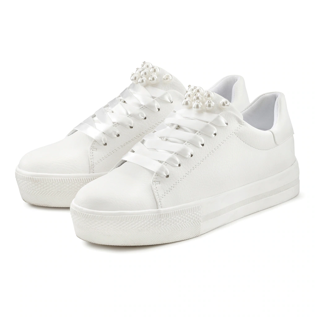 LASCANA Sneaker mit Perlen Schnürhalbschuhe Freizeitschuhe VEGAN ▷ für