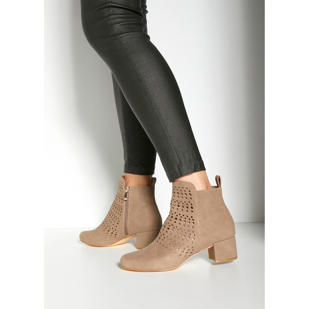 LASCANA Stiefelette Stiefel Boots Mit Kleinen Cut-Outs VEGAN Online Kaufen