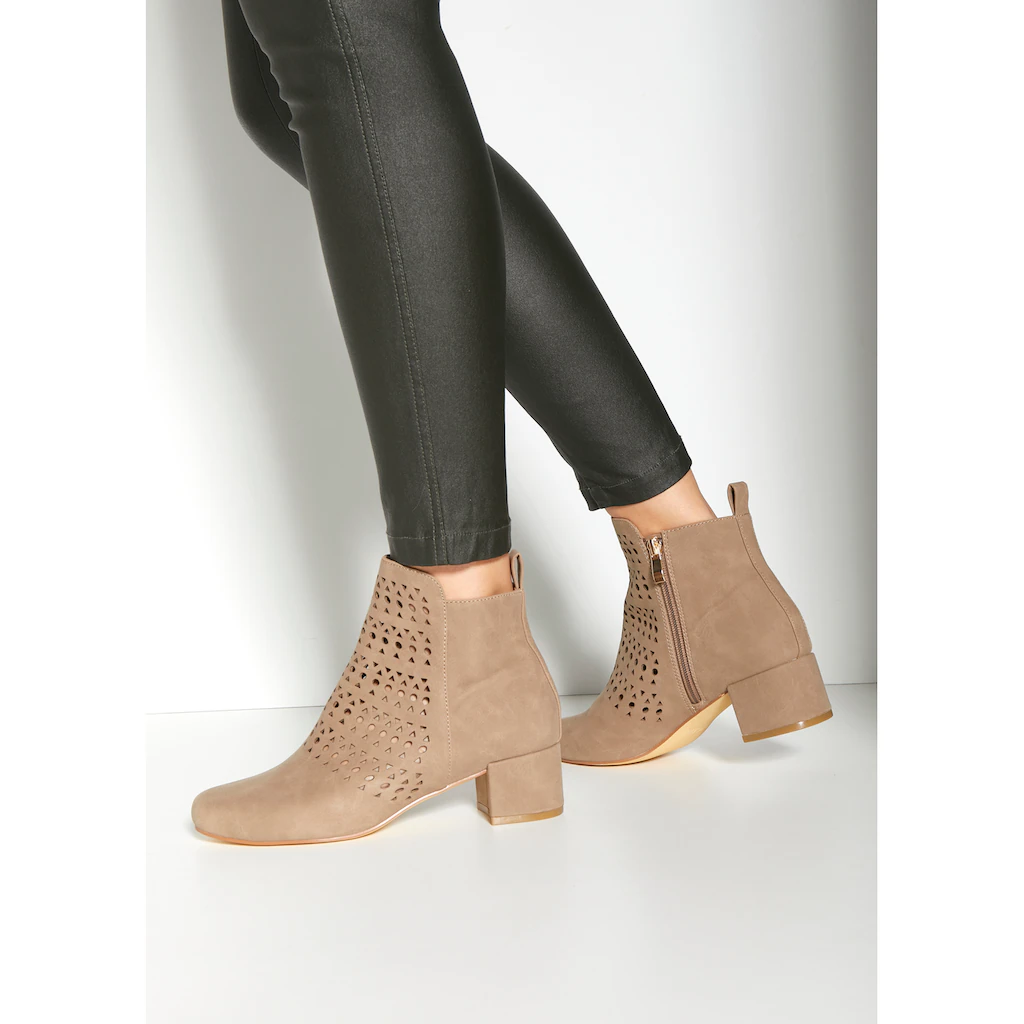LASCANA Stiefelette Stiefel Boots Mit Kleinen Cut-Outs VEGAN Online Kaufen