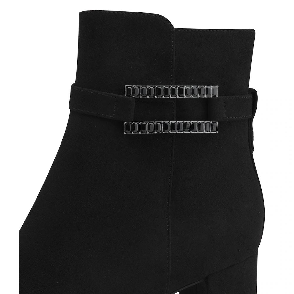 MARCO TOZZI Stiefelette Blockabsatz Ankleboots Mit Modischem Zierriegel Und Schmucksteine Bestellen