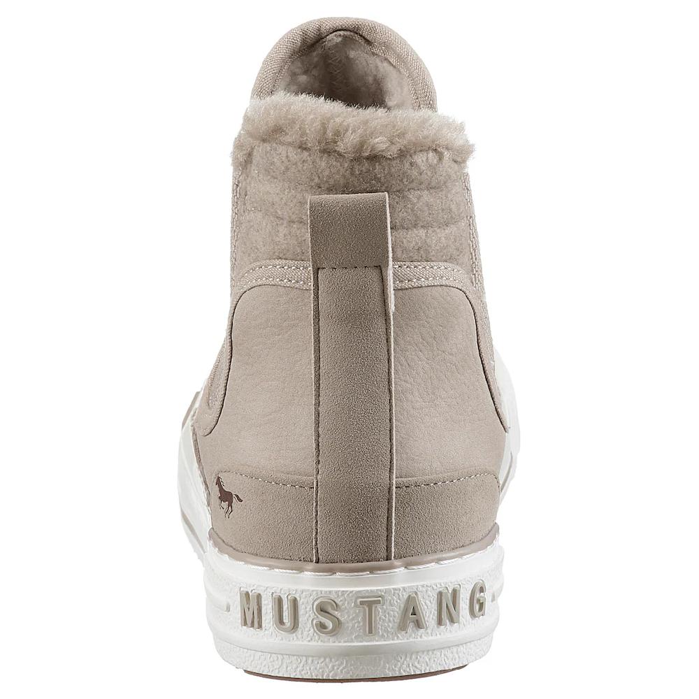 Mustang Shoes Chelseaboots Mit Beidseitigen Stretcheinsätzen ▷ Für