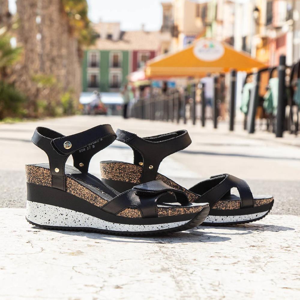 Panama Jack Keilsandalette »Nica« Plateausandale Sandalette Sommerschuh Mit Weicher Lederdecksohle