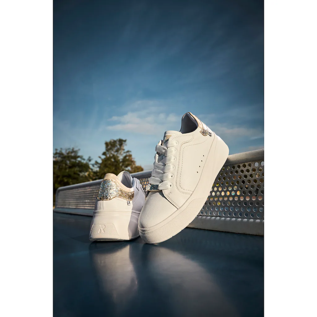 RIEKER Sport Plateausneaker Schnürschuh Halbschuh Freizeitschuh Metallic-Akzent An Der Ferse