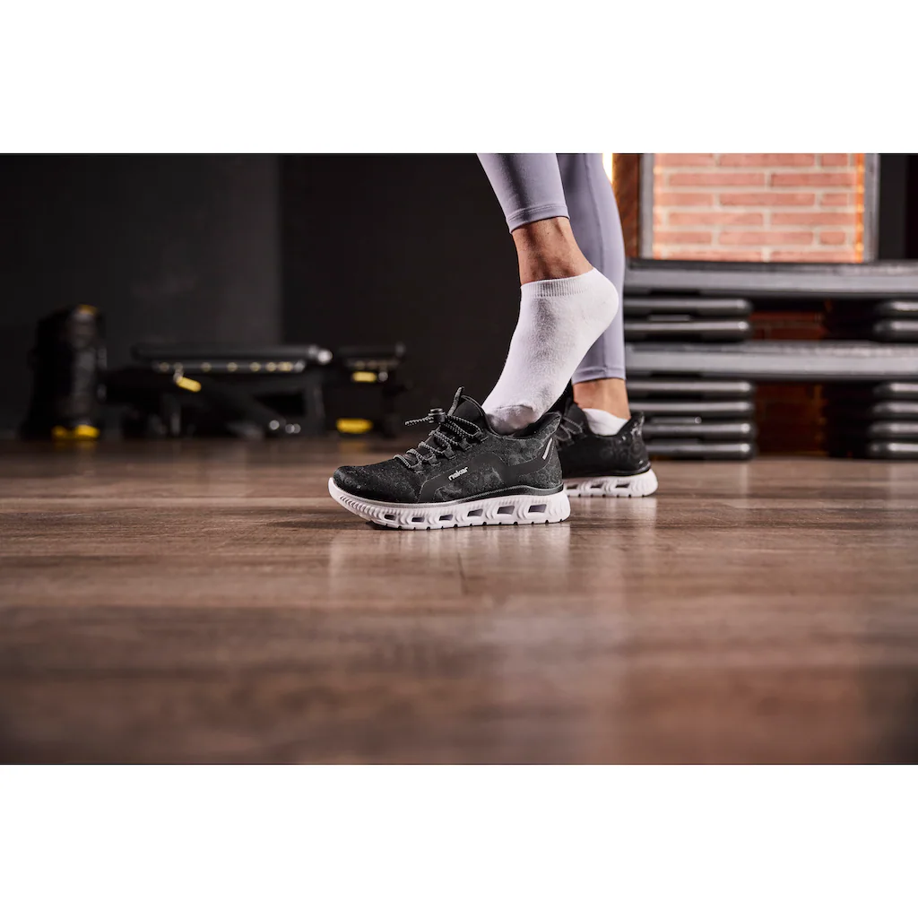 RIEKER Sport Slip-On Sneaker Freizeitsneaker Schlupfschuh In Leo-Optik Mit MemoSoft-Innensohle