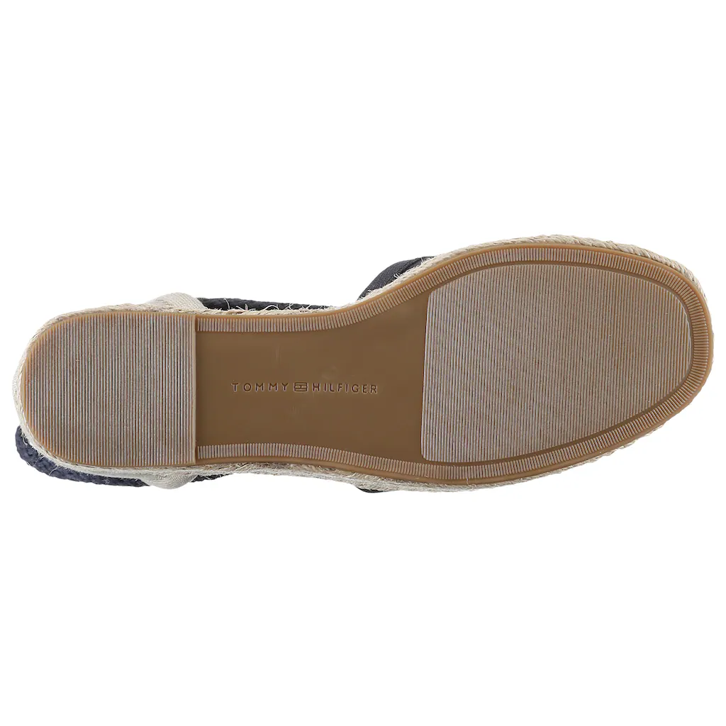 Tommy Hilfiger Espadrille »CLOSED TOE LINEN FLATFORM« Sommerschuh Keilabsatz Mit Schöner Fesselschnürung Online Kaufen