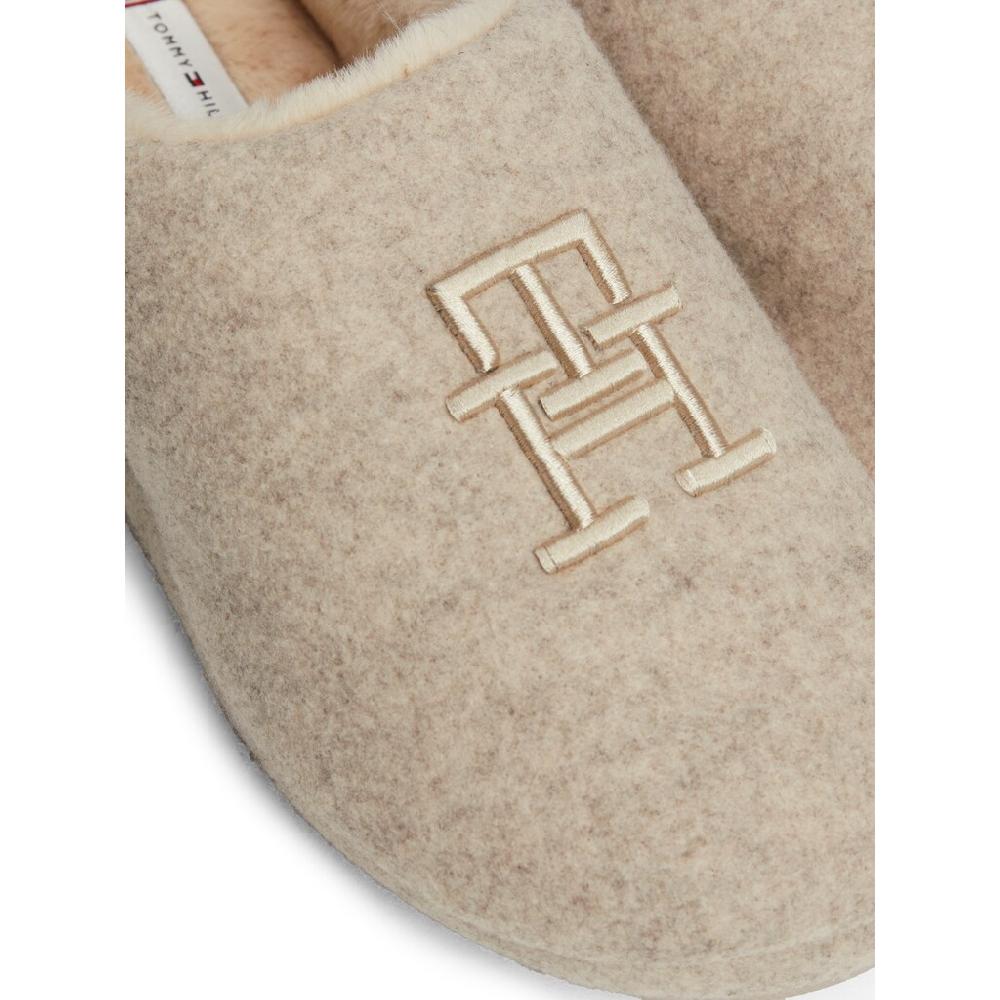 Tommy Hilfiger Pantoffel »TH EMBROIDERED BASICS SLIPPER« Casualmode Hausschuh Schlupfschuh Mit Besticktem TH-Logo Kaufen